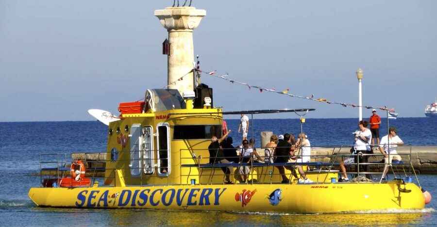 Rhodes Town: Yellow Submarine Cruise with Underwater Views - The 20-minute underwater show