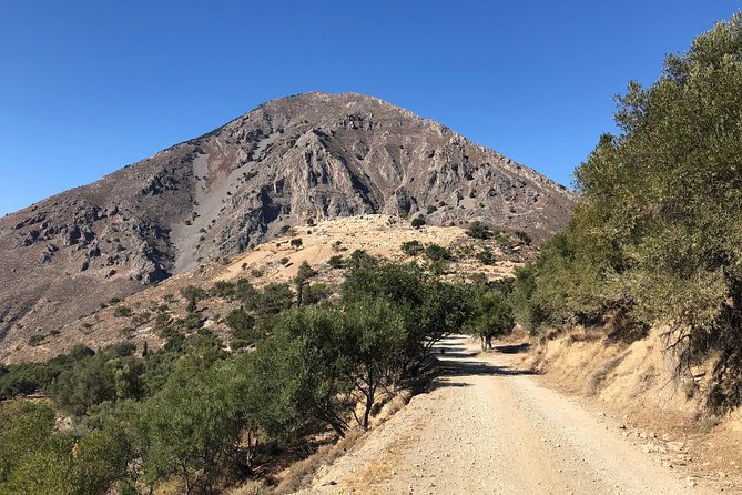 Richtis Waterfall, History, Azoria, OliveTasting, NorthCoast - A Cretan lunch with a view
