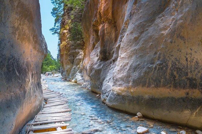 Samaria Gorge Hiking from Chania with Professional Hiking Guide - The five things to know before booking