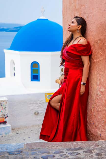 Santorini: 40-Minute Oia Photoshoot - Key Points at a Glance