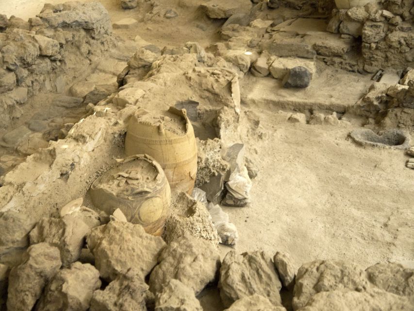 Santorini: Akrotiri Entry Ticket and Audio Guide - Getting ready for a phone-based visit