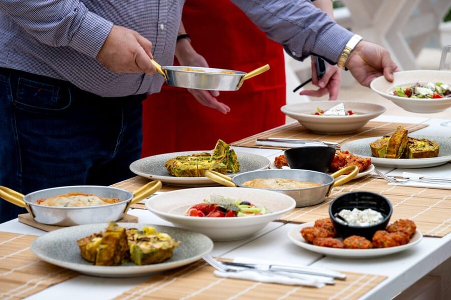 Santorini: Cooking Class with Lunch and Wine Tasting - Getting there: allow extra time