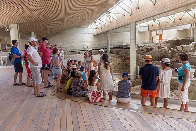 Santorini Day Tour with Sunset in Oia - Akrotiri: the historical heart of the route