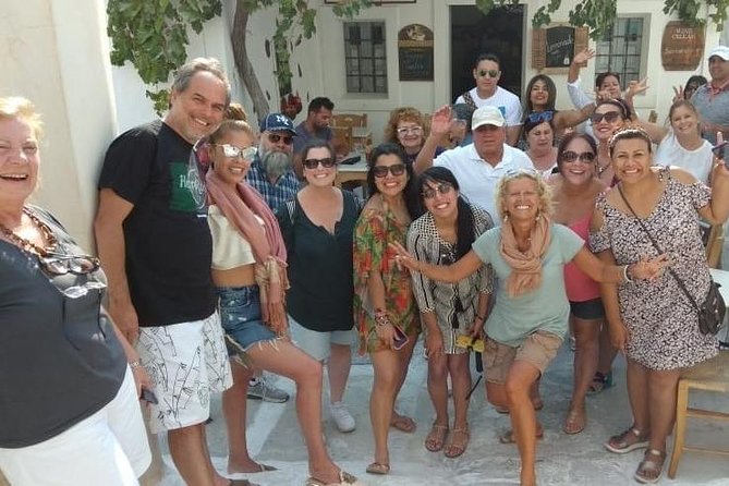 Santorini Day Tour with Sunset in Oia - Oia sunset requires a plan