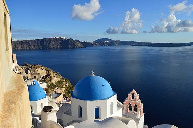 Santorini Day Tour with Sunset in Oia - Starting the day: pickup is the part to handle carefully
