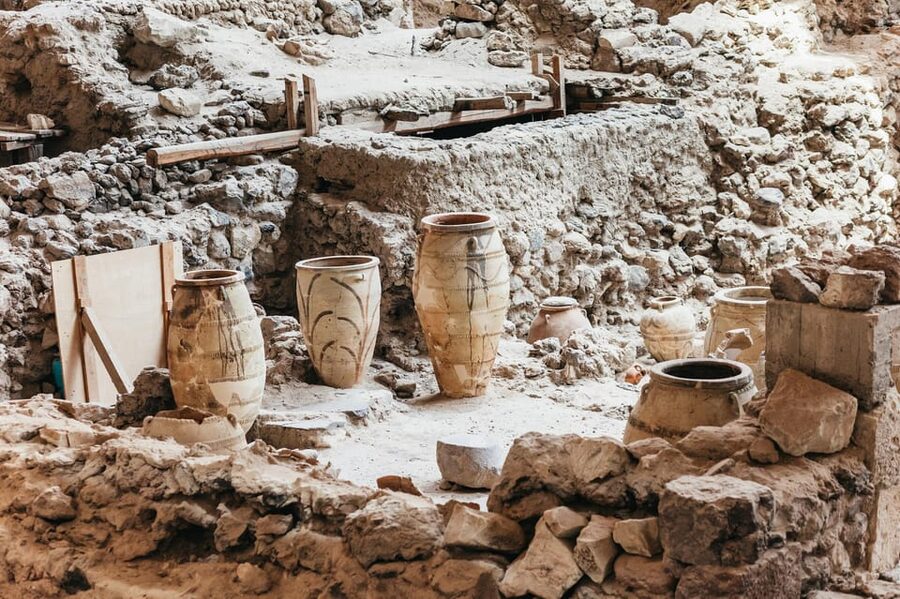 Santorini: Experience Akrotiri with a Licensed Tour Guide - What makes this Akrotiri tour worth your time