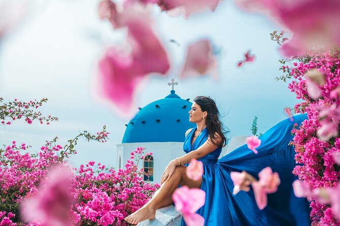 Santorini: Flying Dress Photoshoot - The Photo Package and Waiting Period