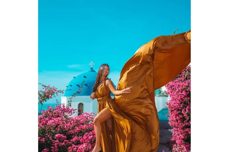 Santorini: Flying Dress Photoshoot with Edited Photos - How much posing help can you expect?
