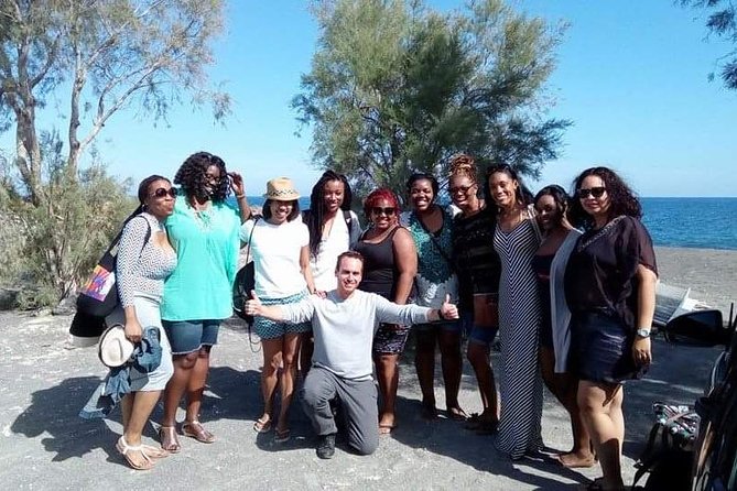 Santorini Highlights Private Tour - Akrotiri and the Bronze Age Past