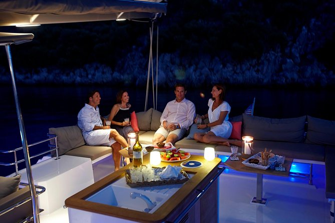 Santorini Luxury Catamaran Sunset Cruise with BBQ, Drink and Transfer - Hot Springs swimming near the volcano