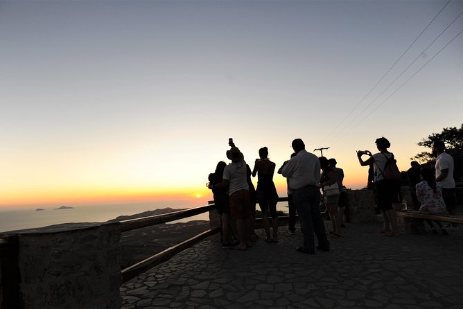 Santorini Luxury Custom Private Tour with Local guide - Perivolos: black sand and a slower finish