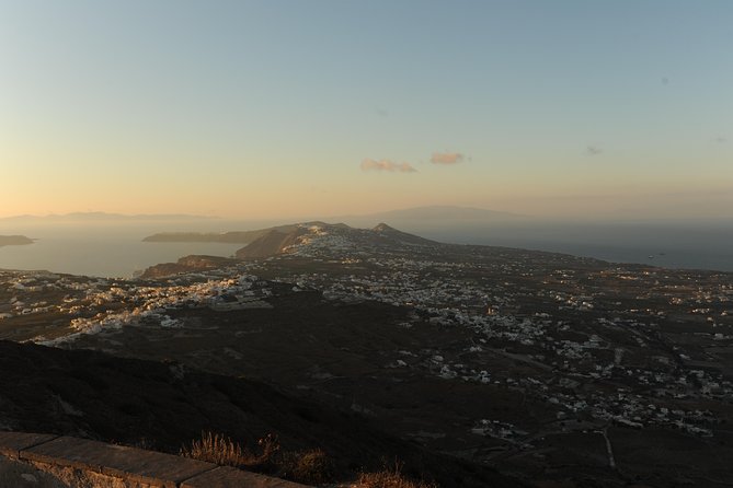 Santorini Luxury Custom Private Tour with Local guide - Heat, vehicle comfort, and what to clarify