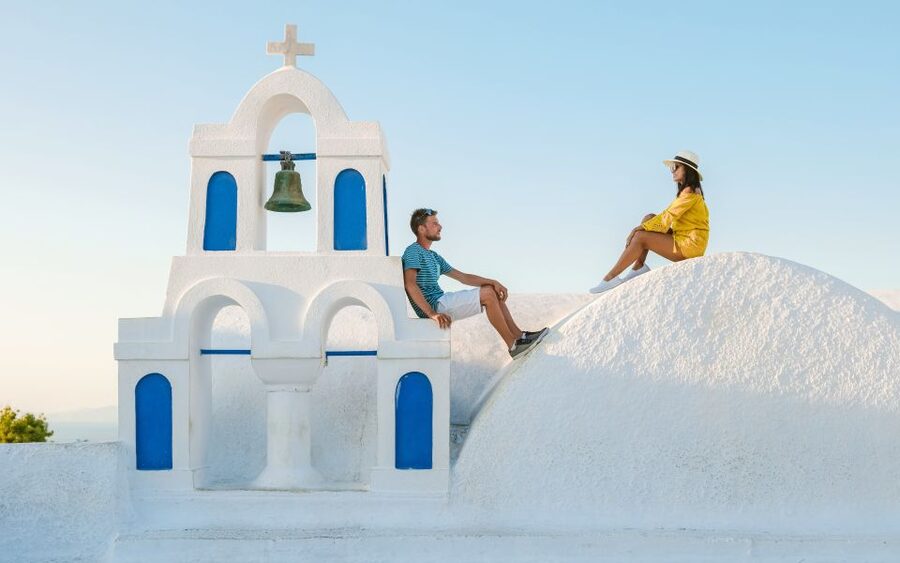Santorini: Oia Village Professional Photo Shoot - Who should book this Oia photo session?