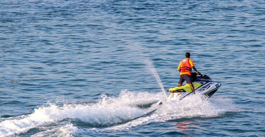 Santorini: Perivolos Beach Jet Ski Rental - Practical tips for a better session
