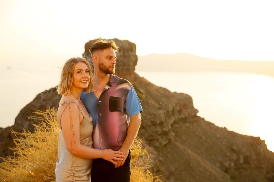Santorini: Photo Shoot with a Private Vacation Photographer - Why a private photo shoot makes sense on Santorini
