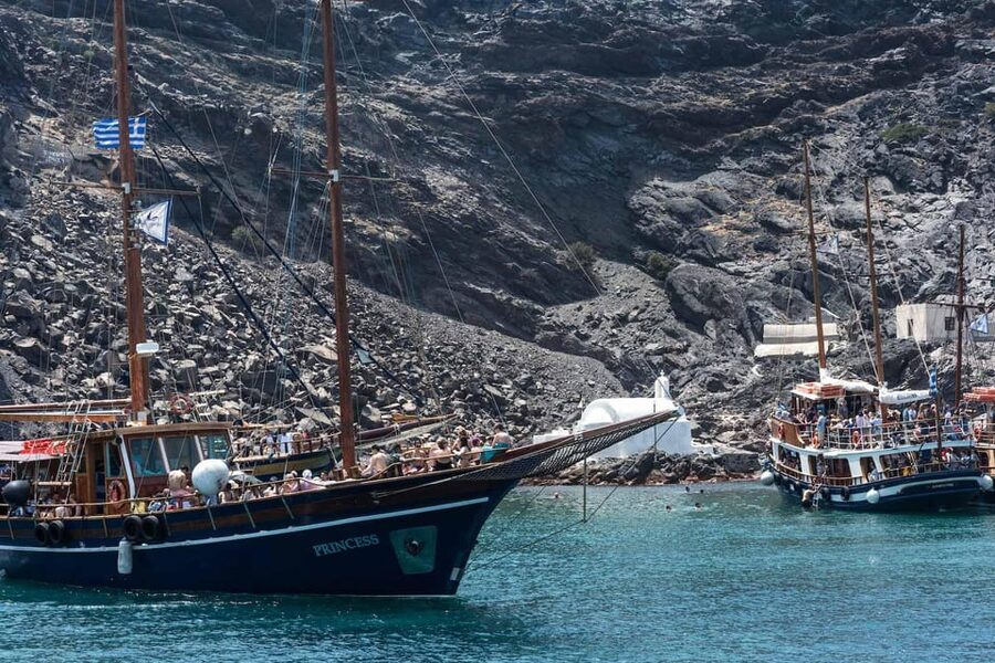 Santorini Port: Cruise to Volcano, Hot Springs & Thirassia - The best part may be the return sail