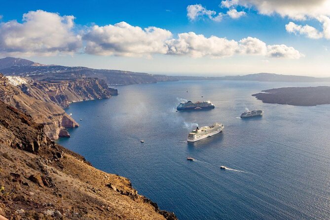 Santorini Private Catamaran Cruise with BBQ, Open Bar & Transfers - Key Points Before You Book