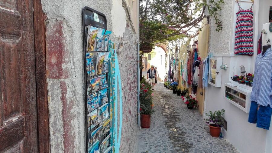 Santorini: Private Day Tour with Guide - Akrotiri: the island’s most important ancient stop