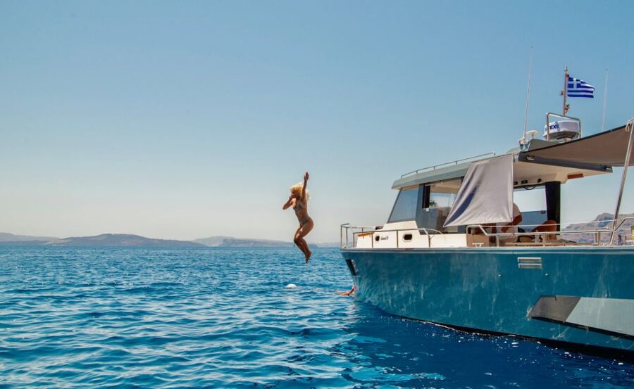 Santorini: Private Diamond 36 Motor Yacht Caldera Cruise - Starting at Ammoudi Bay beneath Oia