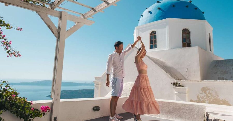 Santorini Private Photoshoot - Key points to know before booking