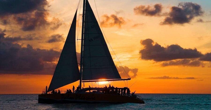 Santorini: Sunset Caldera Cruise with BBQ Meal and Drinks - Ancient Akrotiri and Santorini’s southern beaches