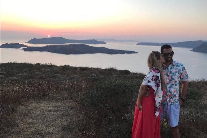 Santorini Sunset Wine Tour with Santo Winery Views - Santo Winery Sunset: The Tour’s Big Finish