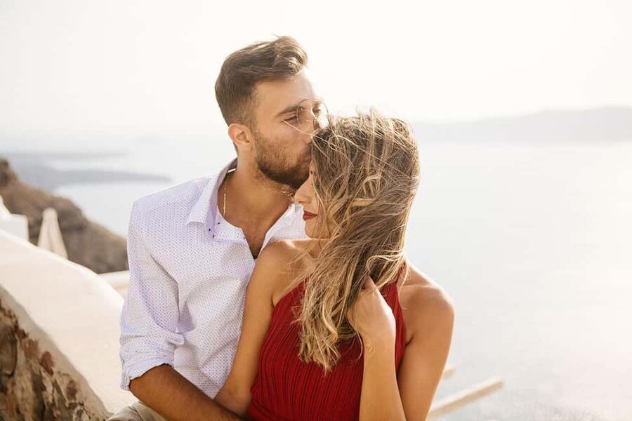 Santorini Unfiltered: Luxury Photoshoot with a Photographer - Natural direction and the finished photographs