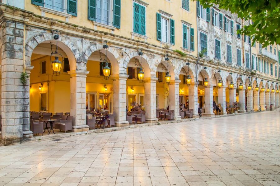Saranda: Corfu Town and Palaiokastritsa Day Trip with Cruise - Corfu Town: three hours around Spianada