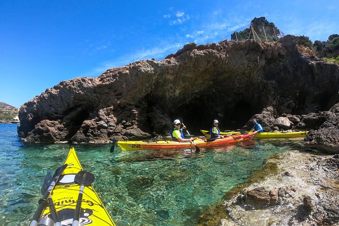 Sounio Sea Kayak Tour to the Temple of Poseidon full program - Learning the basics before launching