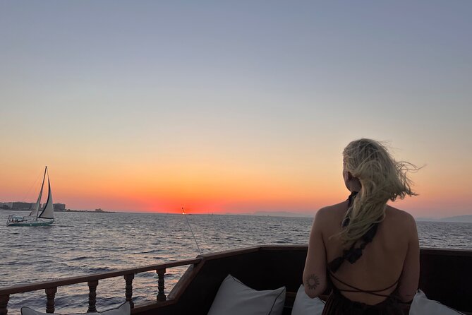 Sunset Cruise with Greek BBQ & Unlimited Aperol Spritz, Beer Wine - Boat comfort, facilities, and the less polished side