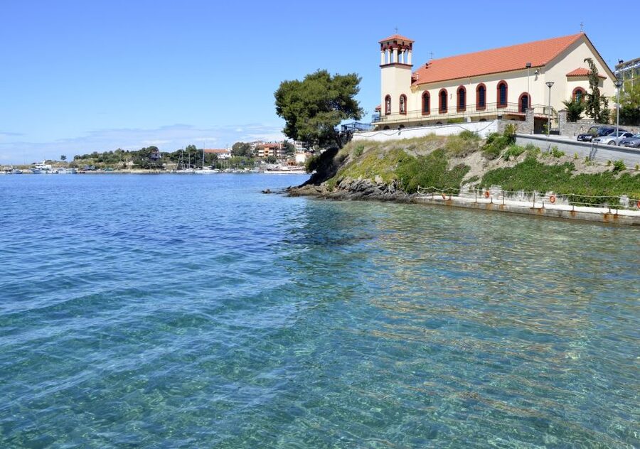Thessaloniki: Aristotle's Birthplace and Mt. Athos Cruise - Castle of Rentina and the Road East