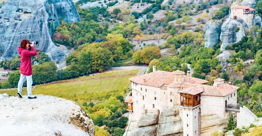 Thessaloniki : Meteora Full-Day Bus Trip with Local Guide - Arriving in Kalambaka at 1:15 p.m.