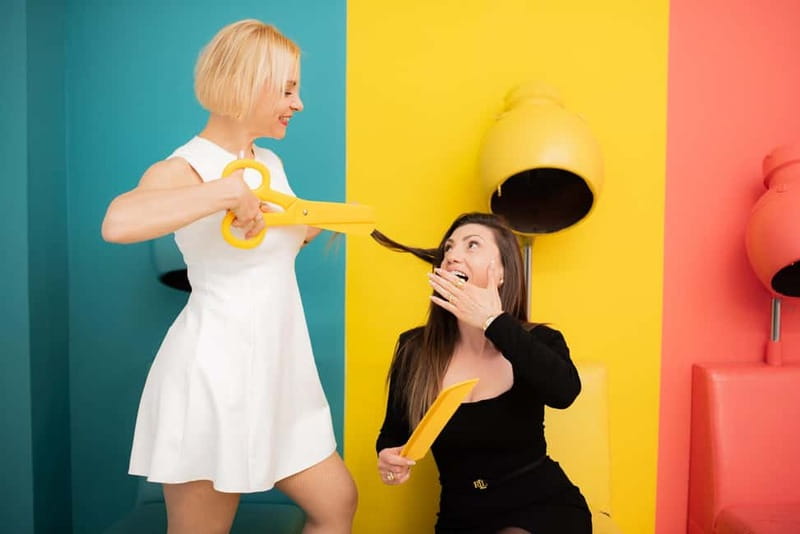 Thessaloniki:Selfie Museum, a 60-minute immersive experience - Dancing under the disco ball