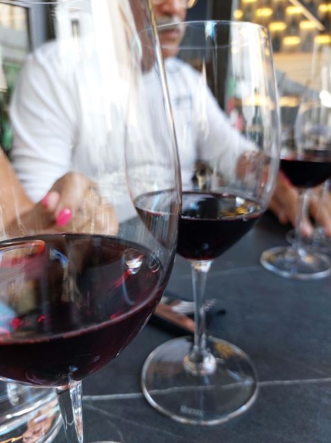Thessaloniki: Small-Group Wine Tasting Tour with Appetizers - The meze: useful pairing, not dinner