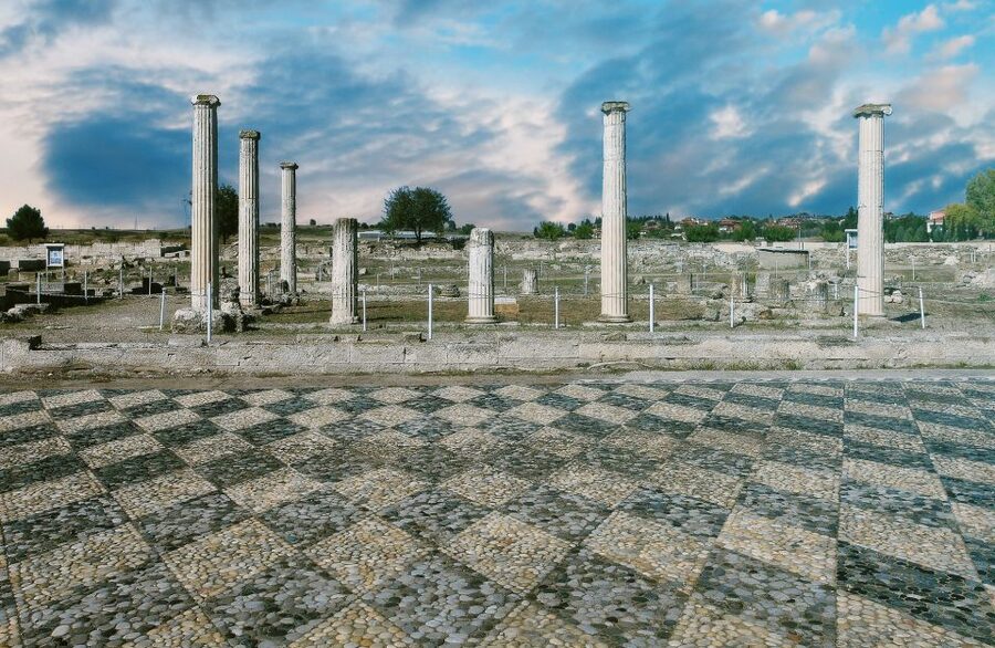 Thessaloniki: Vergina and Pella Day Trip - The Royal Tombs of Aigai at Vergina