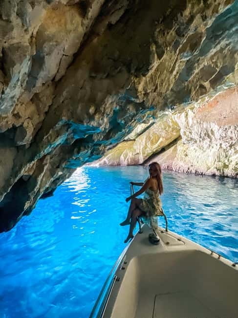 Zakinthos: Shipwreck Beach and Blue Caves Land and Sea Tour - Lunch is useful, but choose your expectations