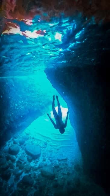 Zakynthos: Semi Private Shipwreck & Blue Caves Max 10 guests - Key points to know before booking