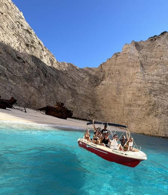Zakynthos: Shipwreck & Caves Private Boat Tour with Skipper - The skipper makes the difference