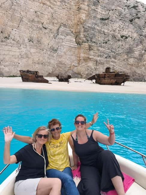 Zakynthos: Shipwreck & Caves Private Boat Tour with Skipper - Blue Caves and Dolphins Cave