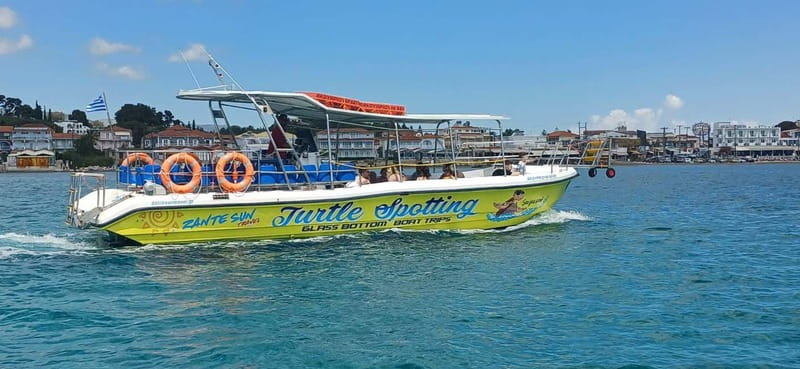 Zakynthos: Turtle Spotting, Marathonísi & Keri Caves Cruise - How the boat and crew shape the experience